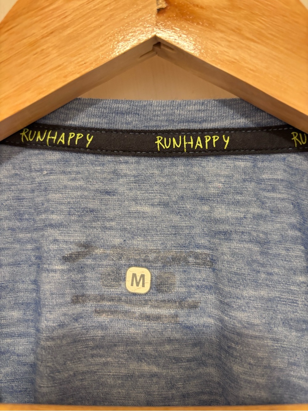 Brooks Women's Long Sleeve running Tee - Picture 2 of 4